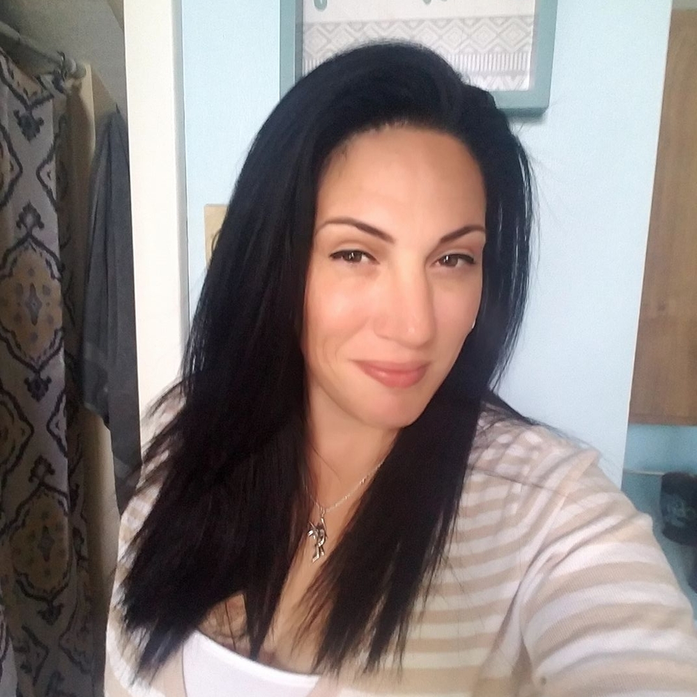 Meet your Posher, Angela